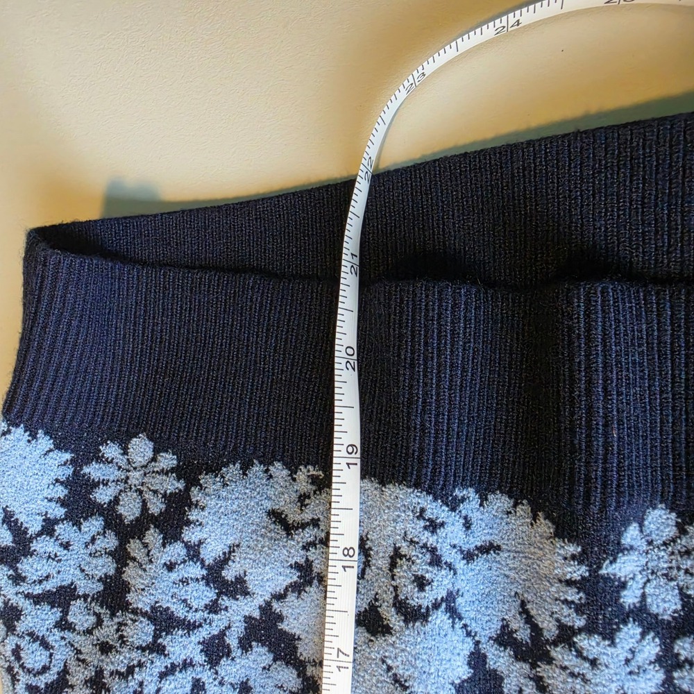 Nanette Lepore Cardigan Sweater Large Navy Blue Floral Damask Cottagecore - Picture 11 of 11